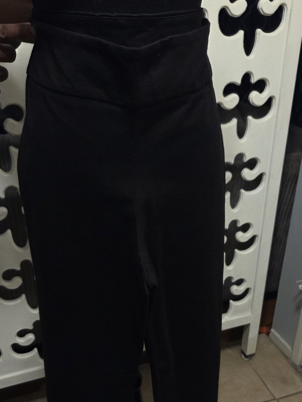 T Tahari Black High-Waist Wide Leg Pants